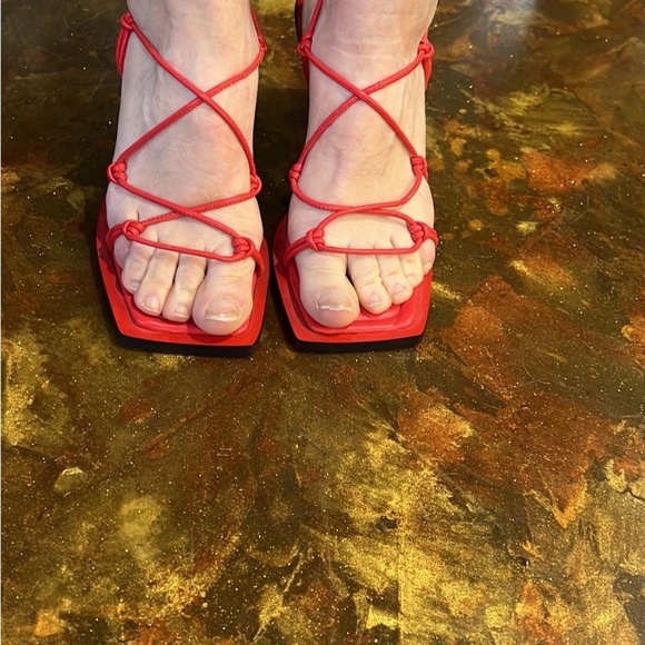 Elegant Red Stiletto Heels with Strappy Design - Picture 9 of 10